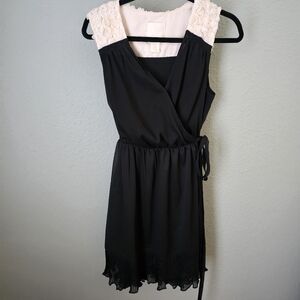 Mcginn Wrap Dress Black Cream Rosette Flower Size 8